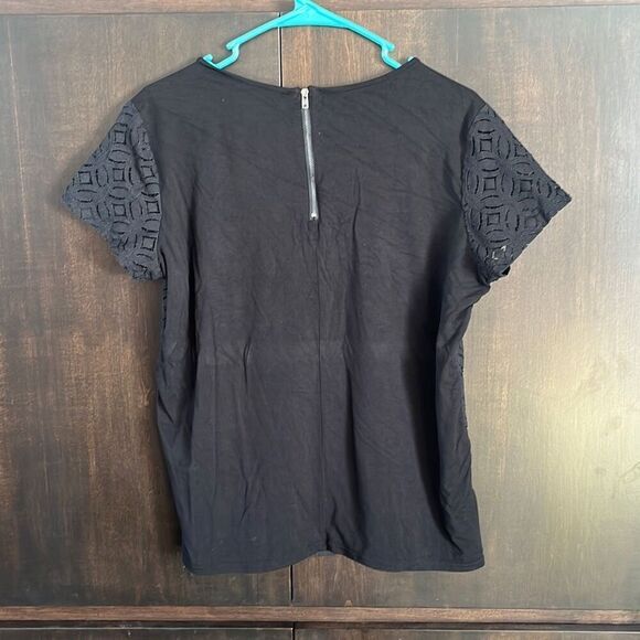 Market & Spruce Stitch Fix Hans Crochet Front Mixed Material Black Top Size Larg - Picture 3 of 5